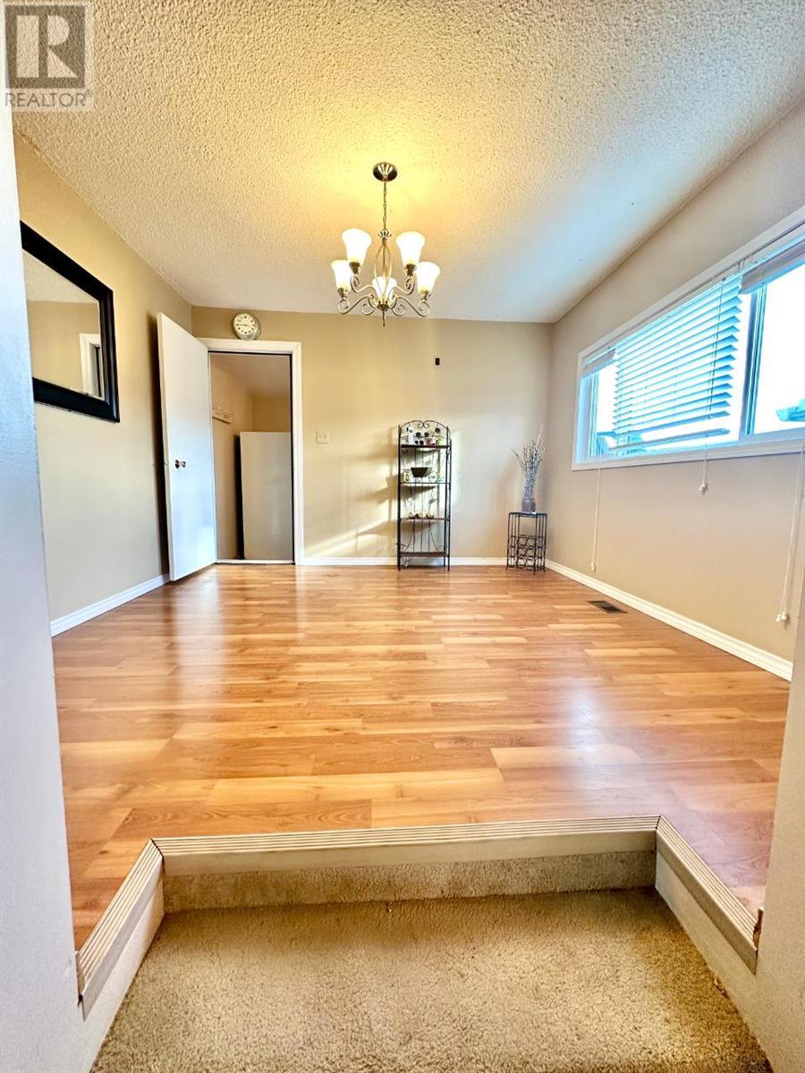 4923 RYEGRASS Road