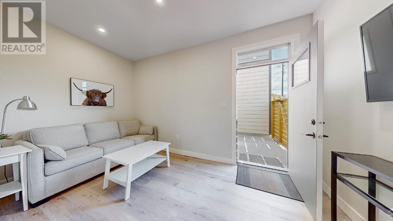 190 BASSETT Street Unit# 103, #103