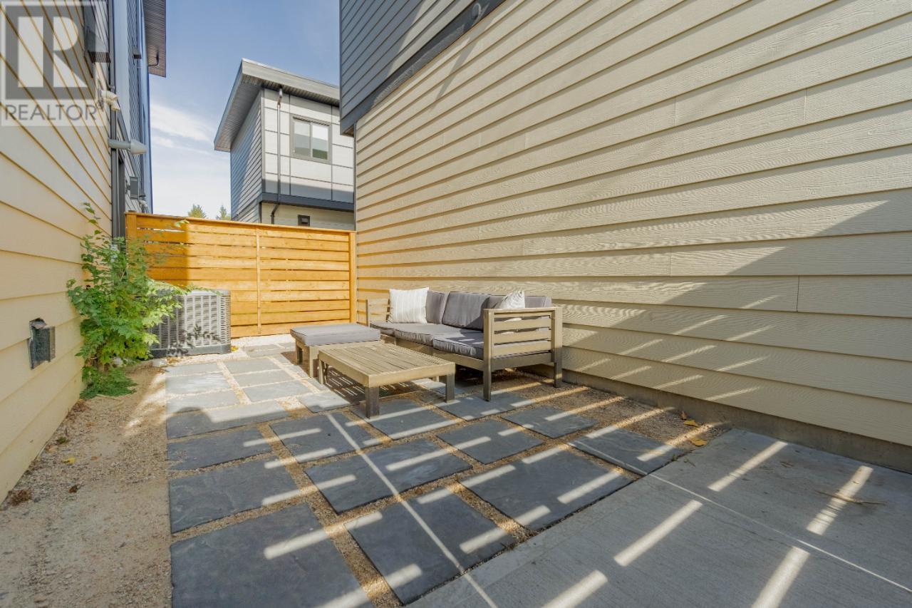 190 BASSETT Street Unit# 103, #103