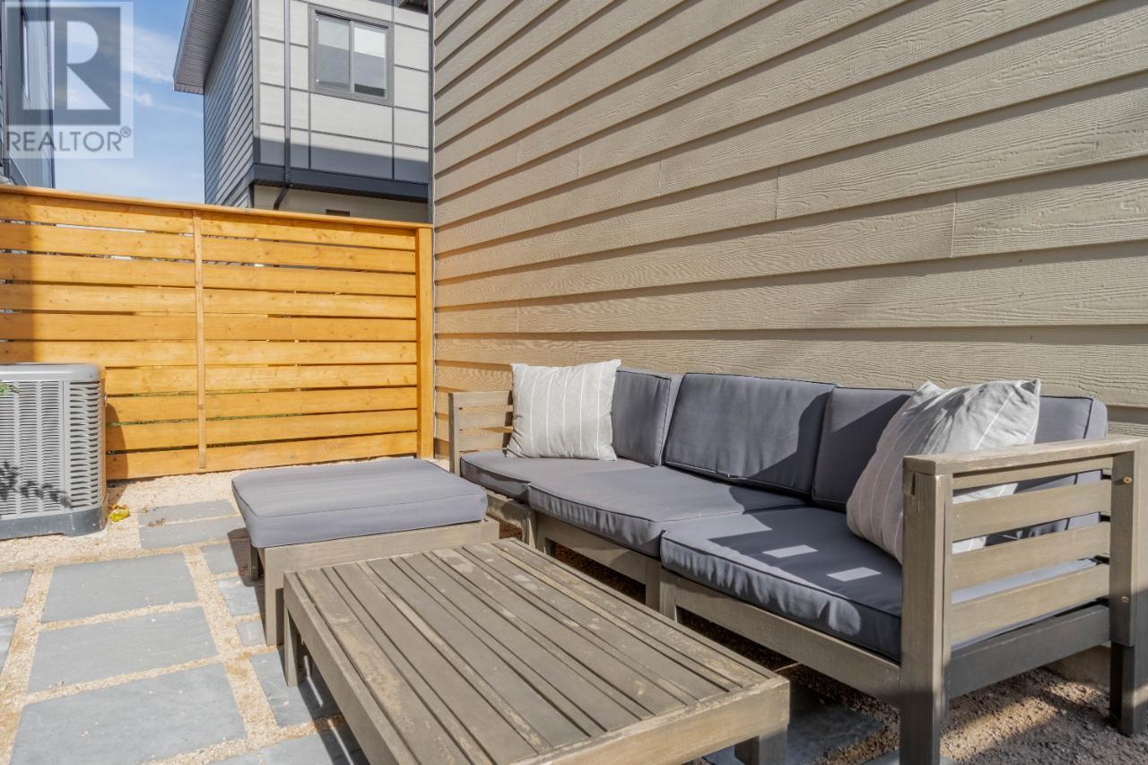 190 BASSETT Street Unit# 103, #103