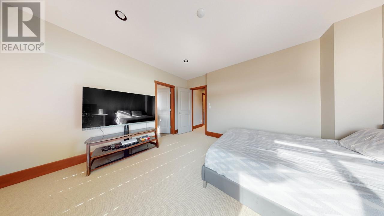 7200 COTTONWOOD Drive Unit# 32, #32