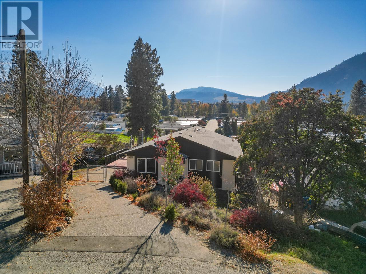 4441 MALLORY Crescent
