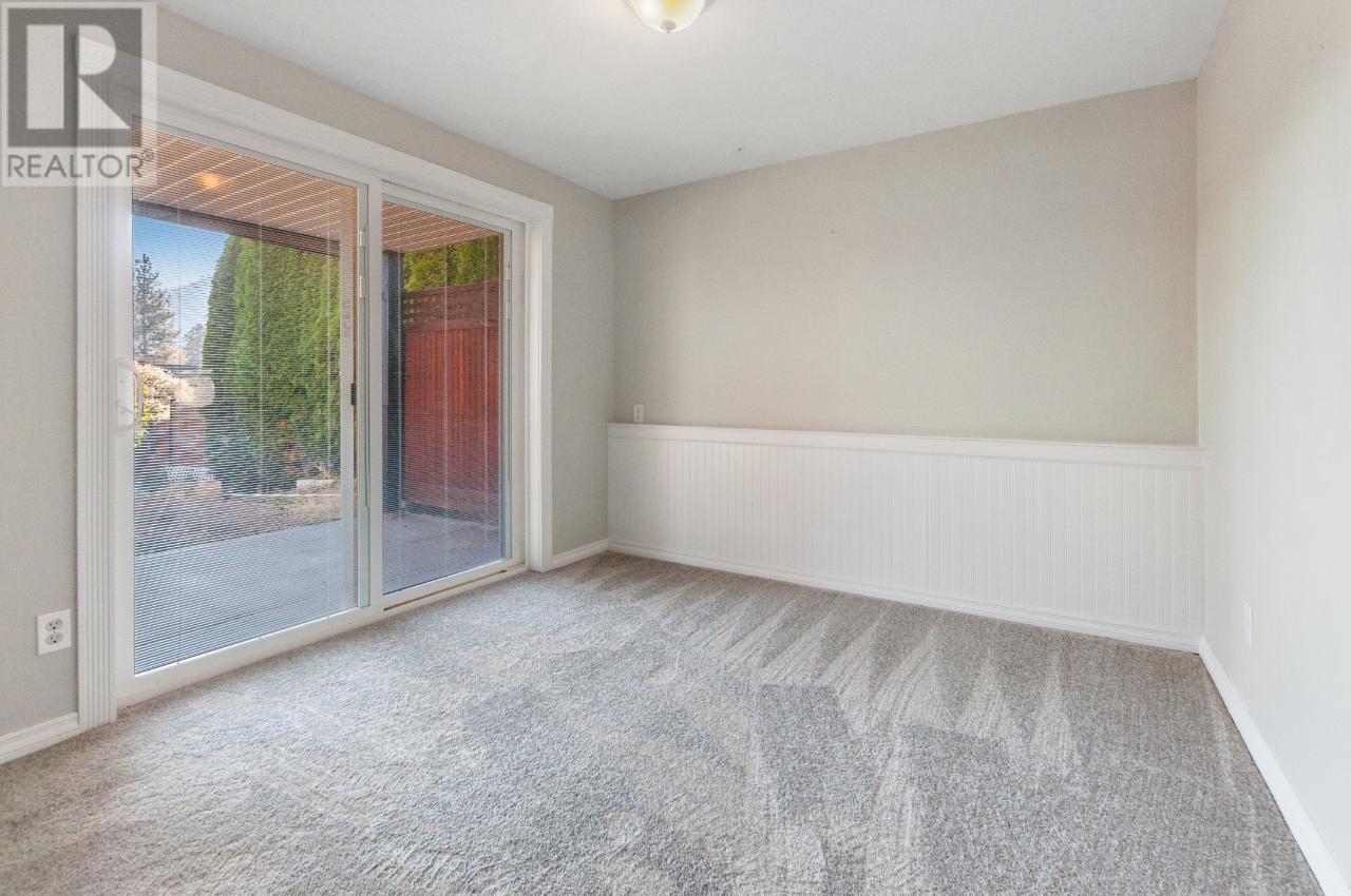 4441 MALLORY Crescent