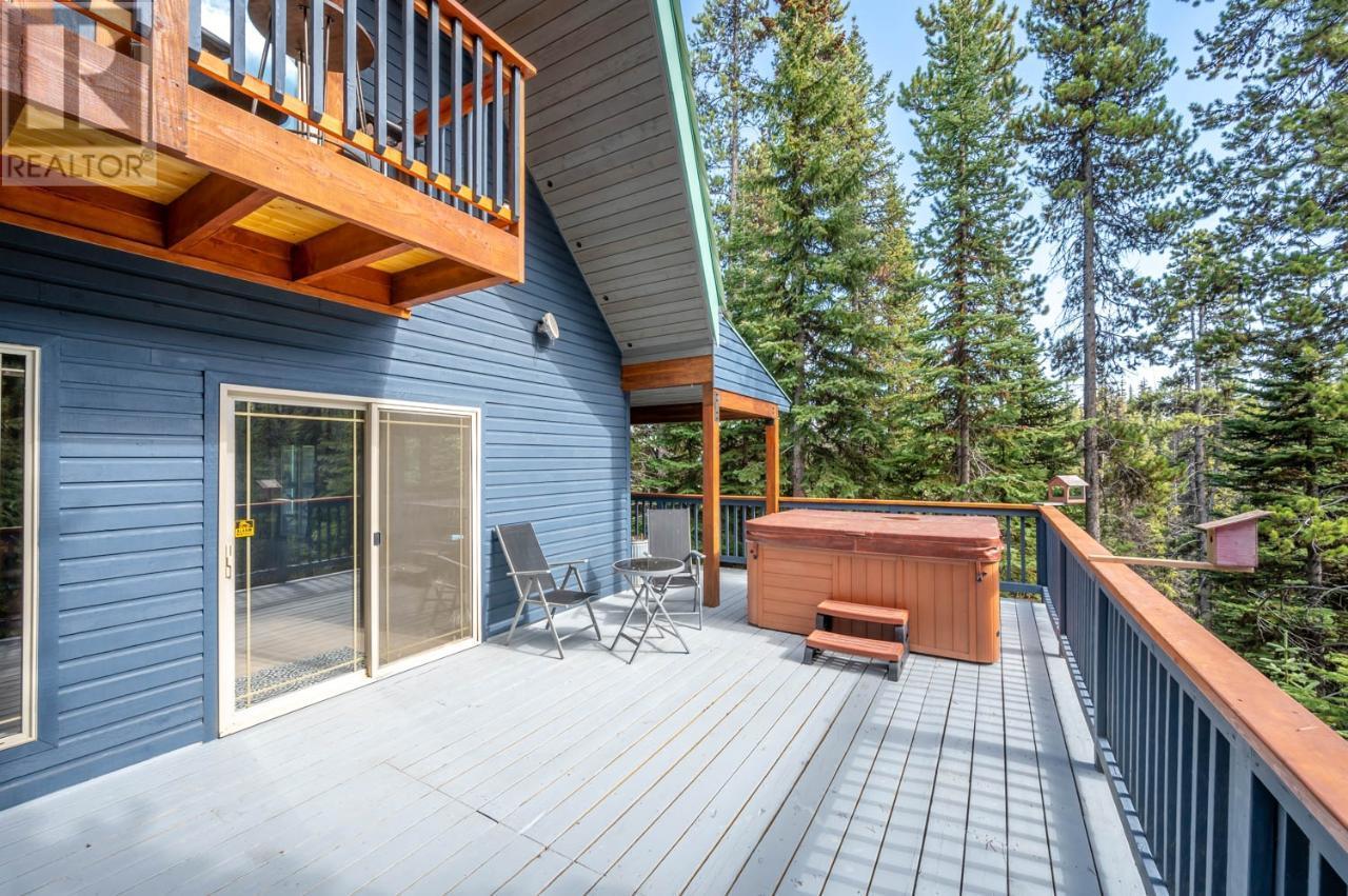 1417 APEX MOUNTAIN Road