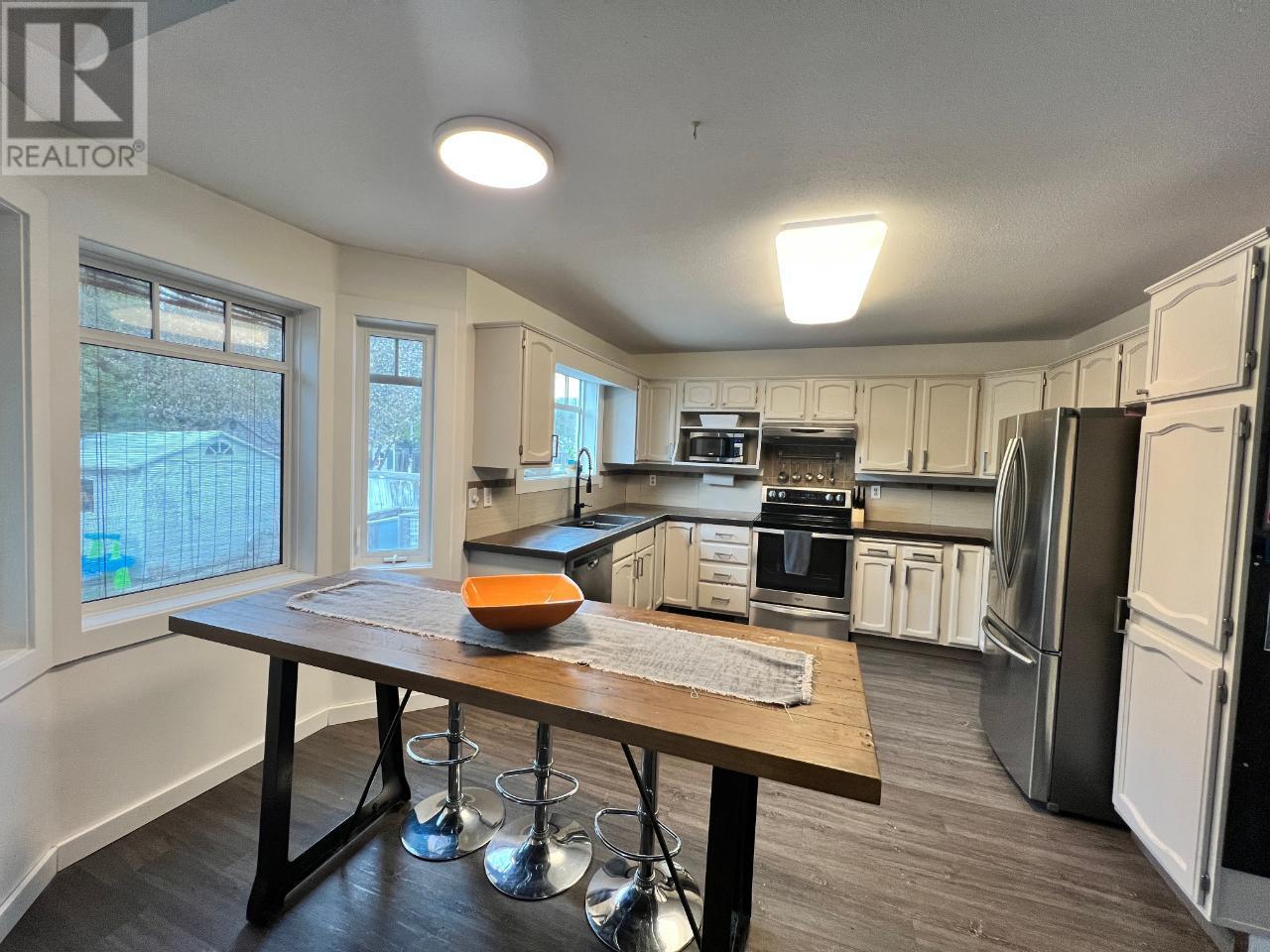 271 MIDDLE BENCH Road