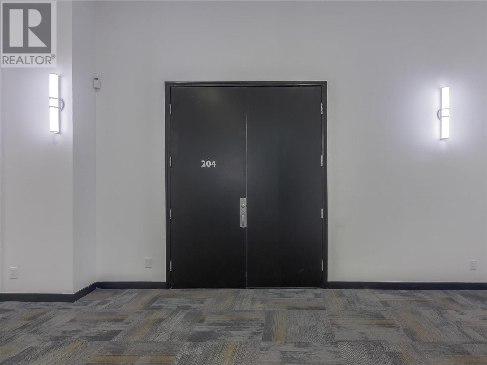 352 WINNIPEG Street Unit# 207, #207