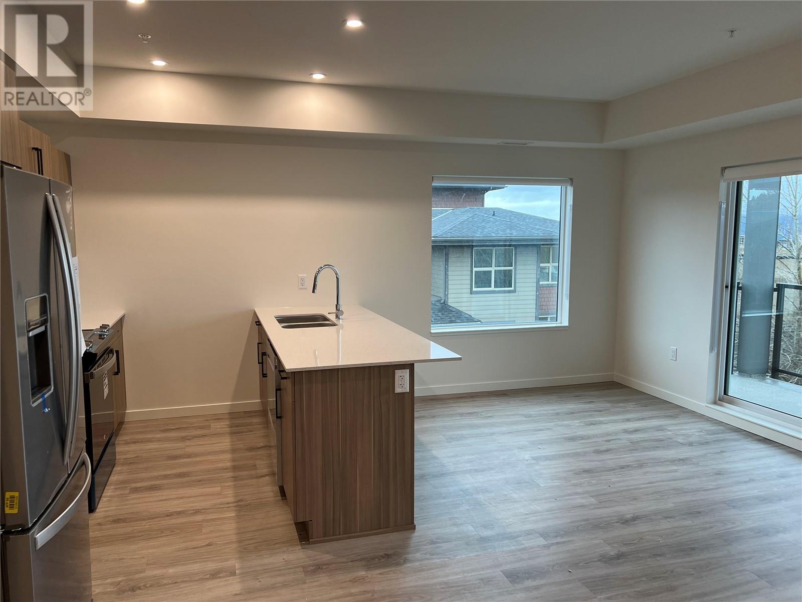 2345 BUTT Road Unit# 215, #215