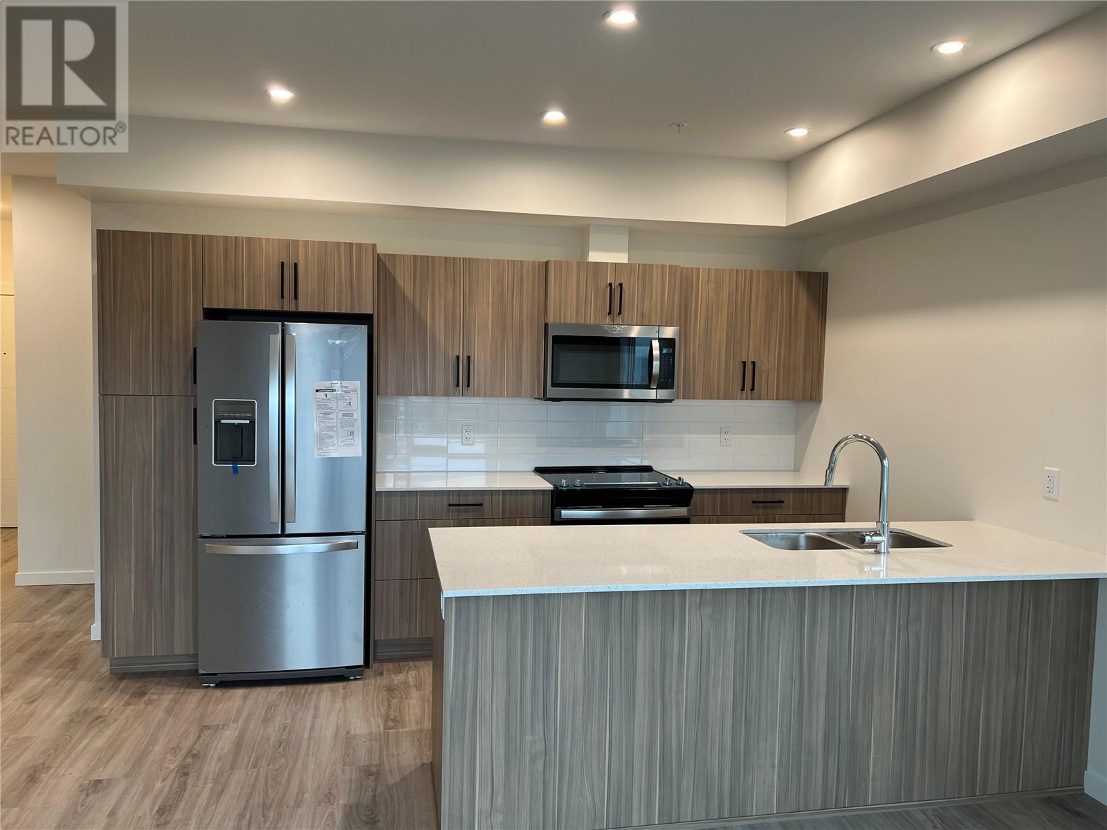 2345 BUTT Road Unit# 215, #215
