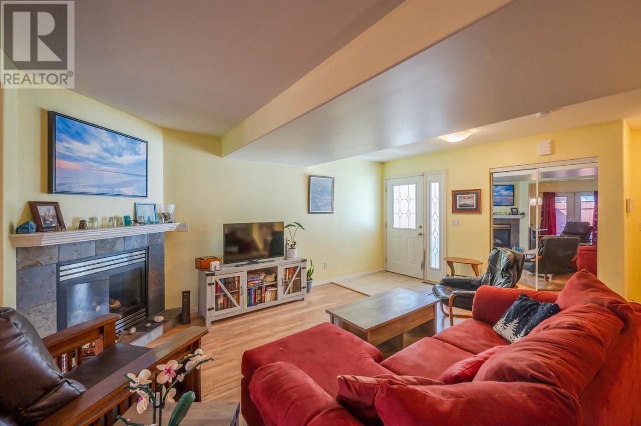 112 REGINA Avenue Unit# 107, #107