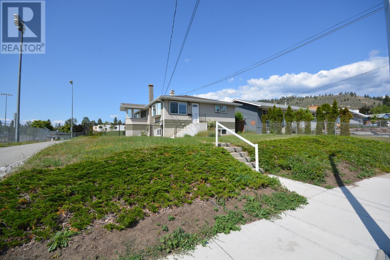 1101 PENTICTON Avenue