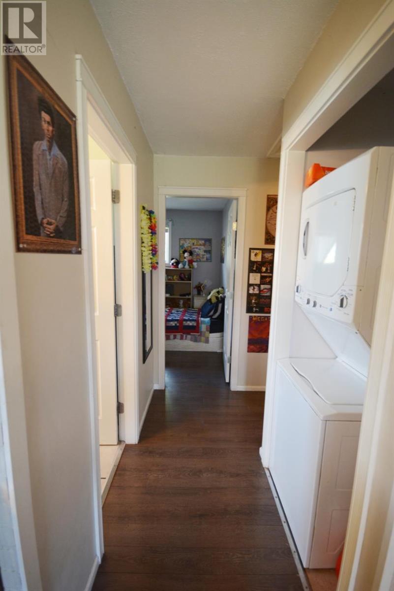 1101 PENTICTON Avenue