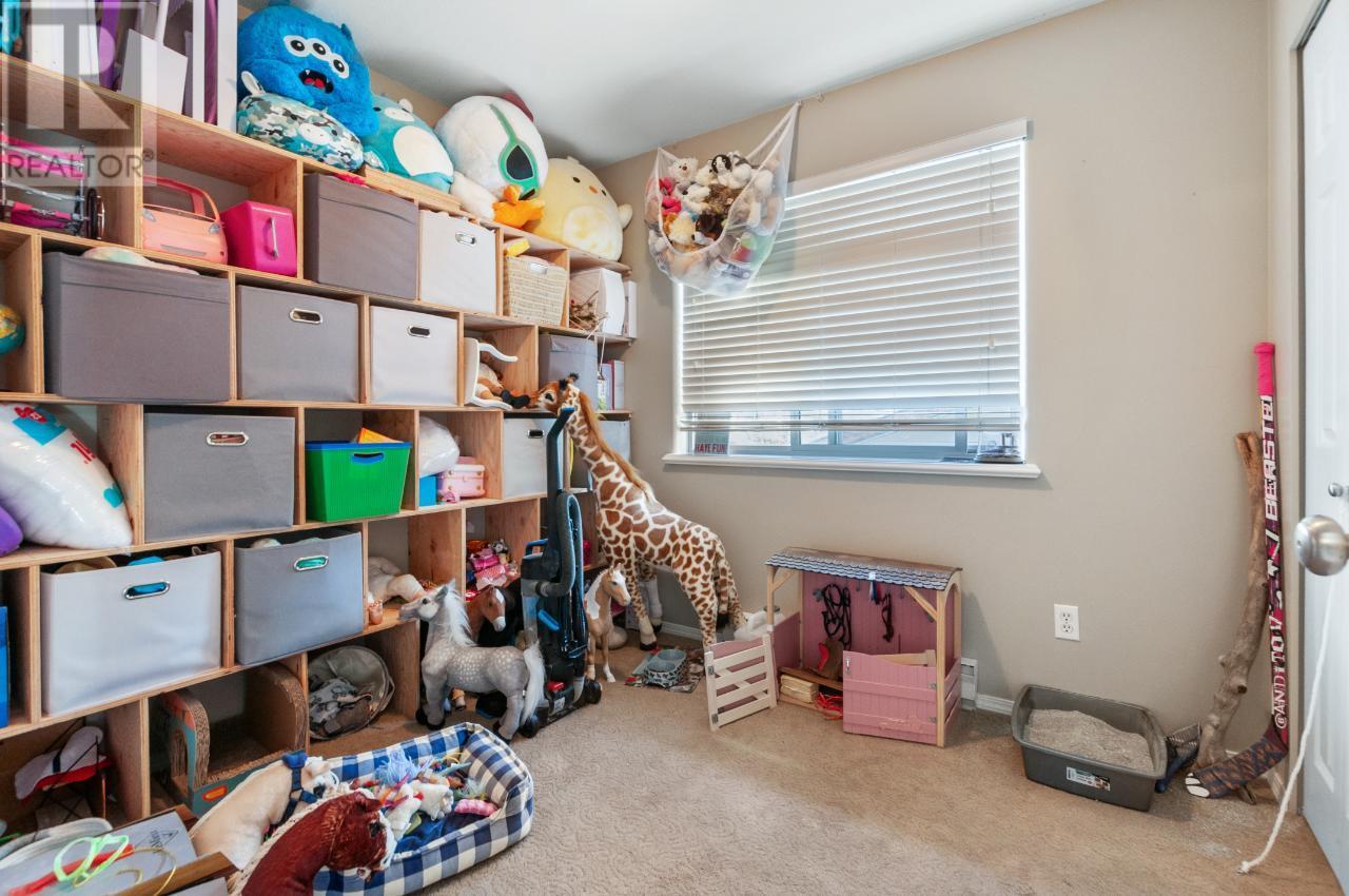 292 DOUGLAS Avenue Unit# 101, #101