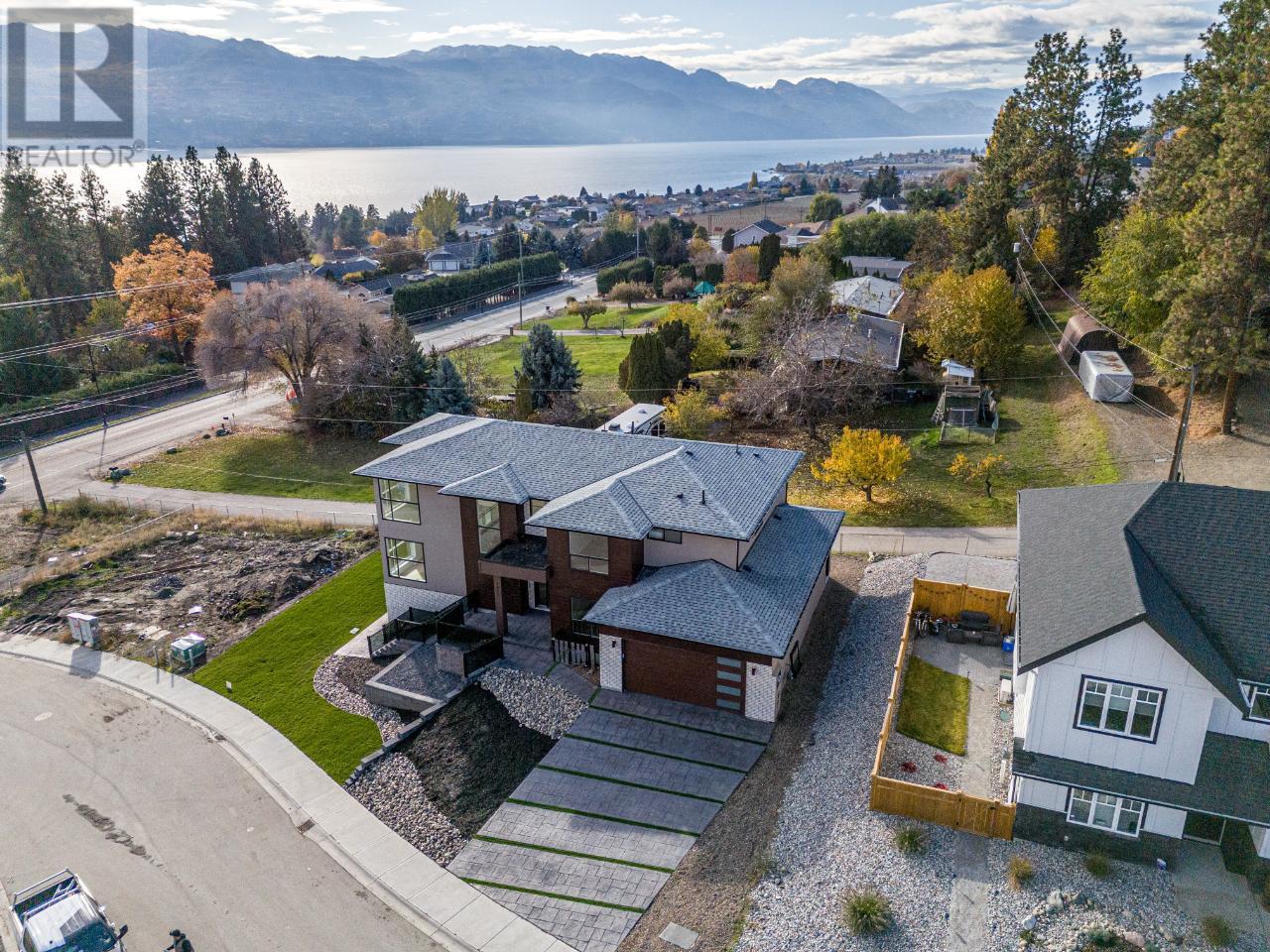 1047 OAK BARREL Place