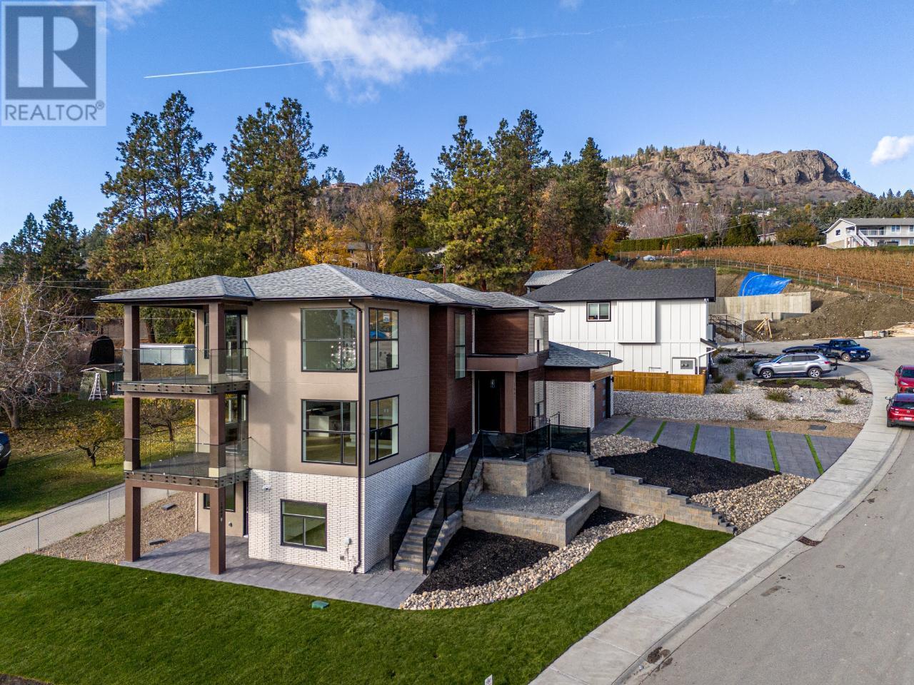 1047 OAK BARREL Place