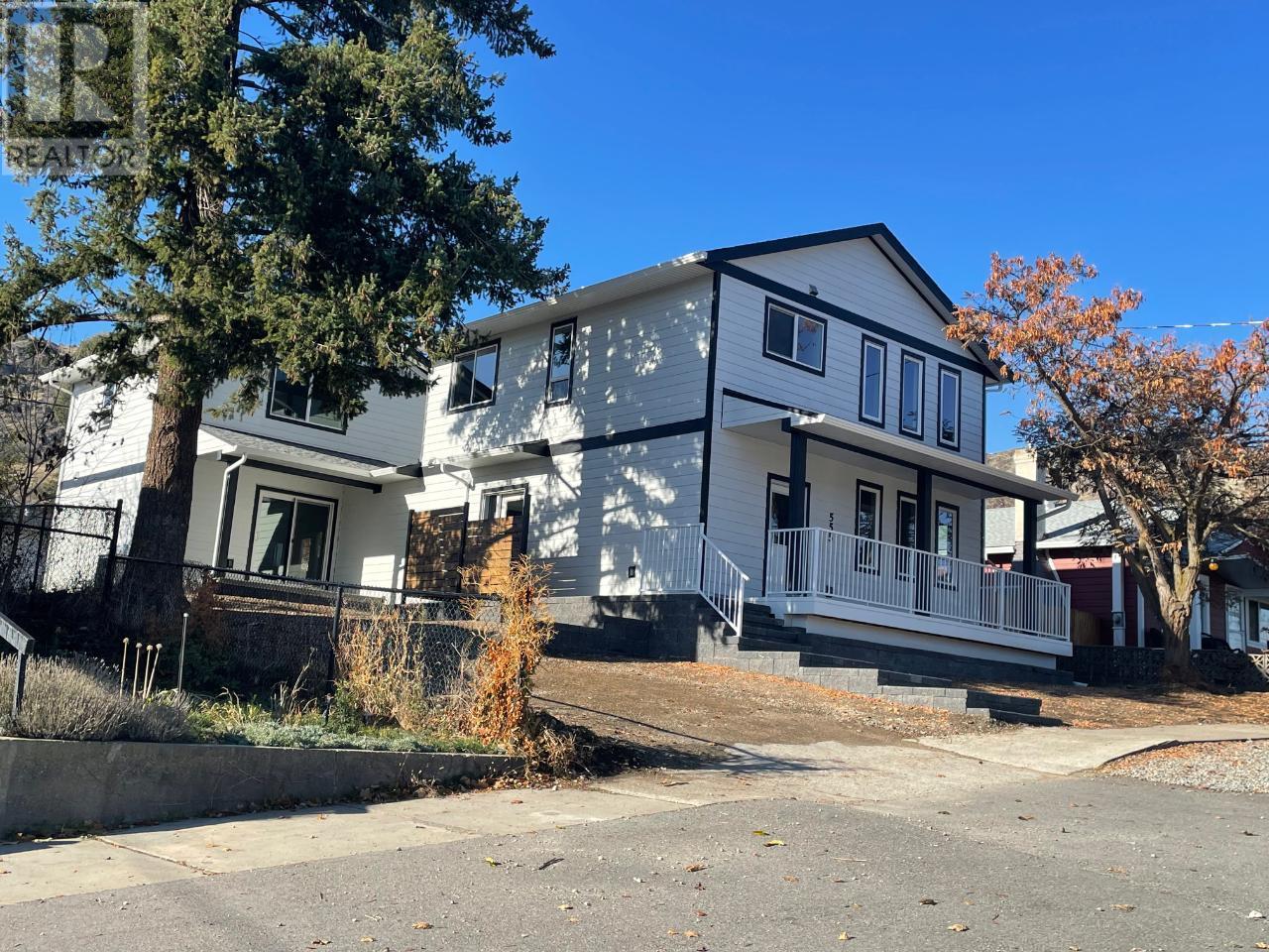 555 EARLE Crescent