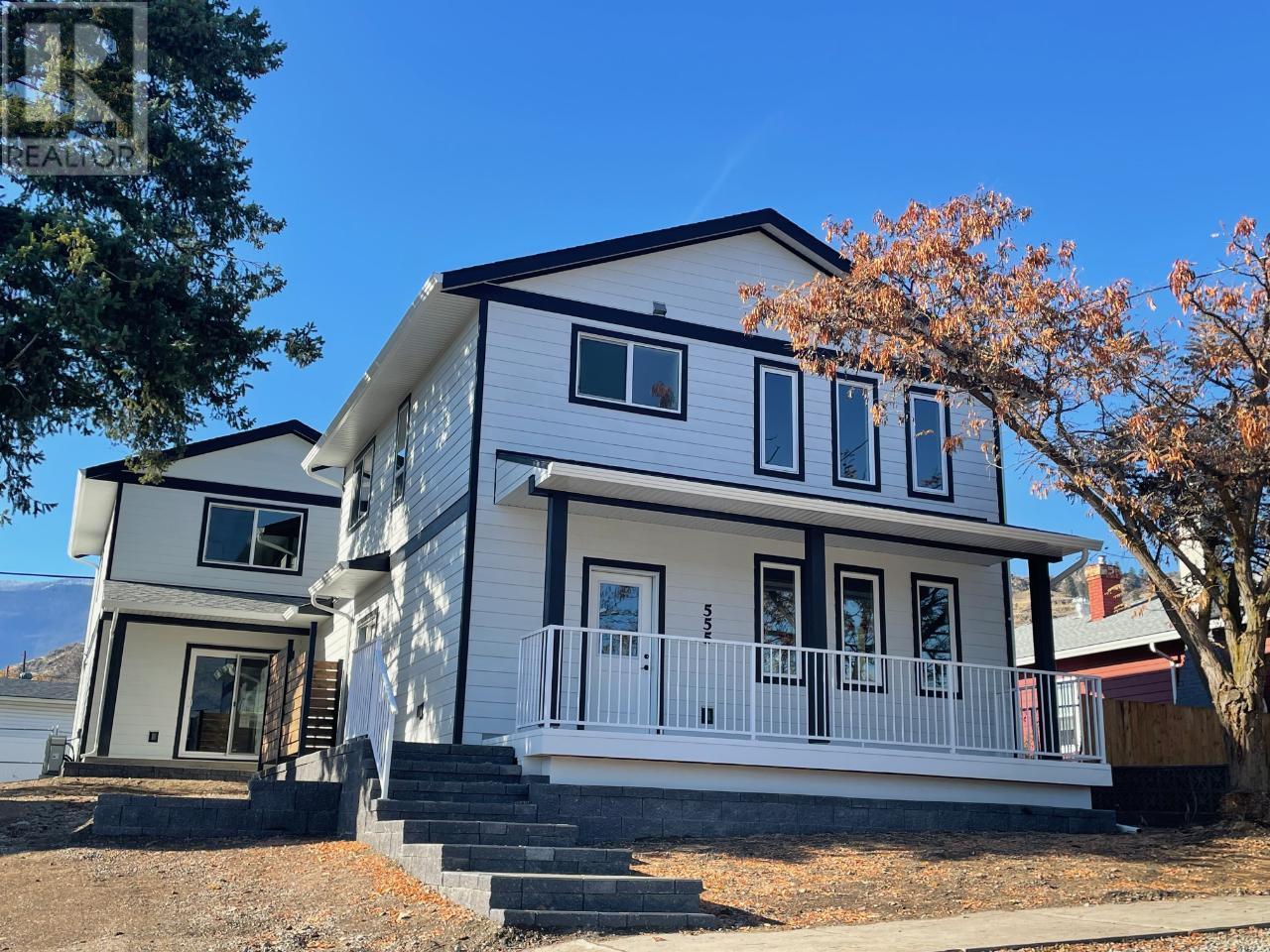 555 EARLE Crescent
