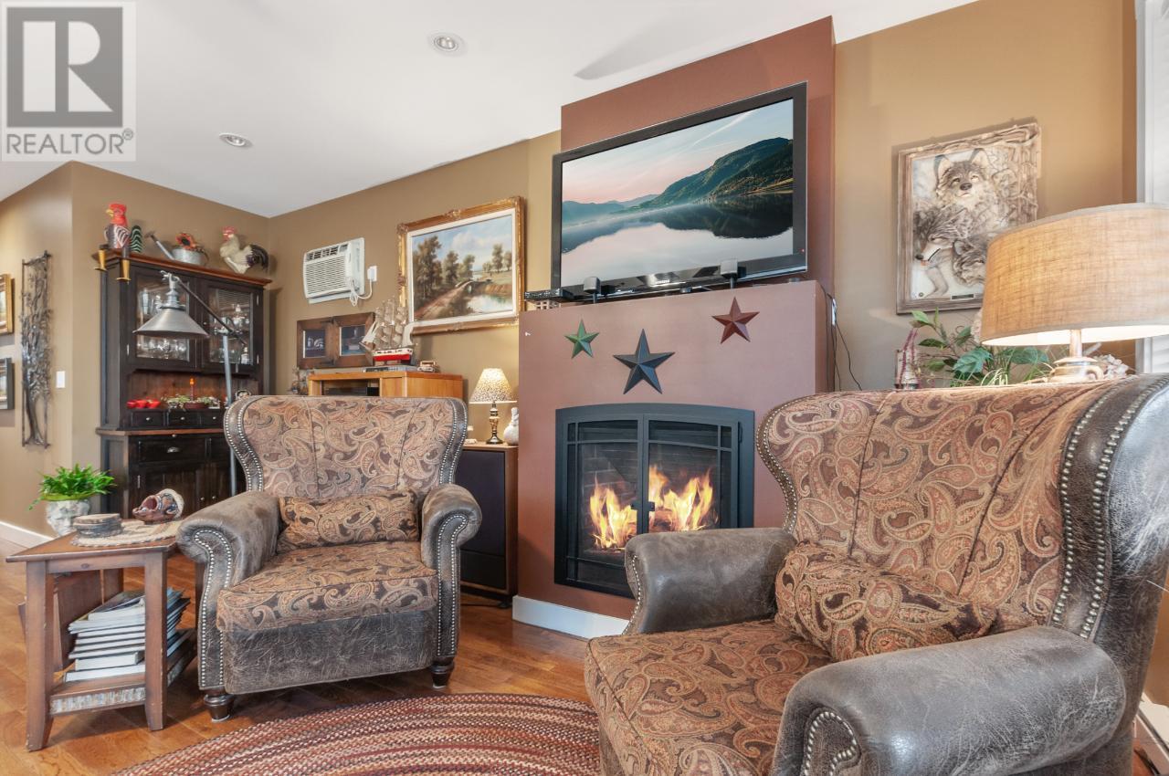 598 WADE Avenue Unit# 102, #102