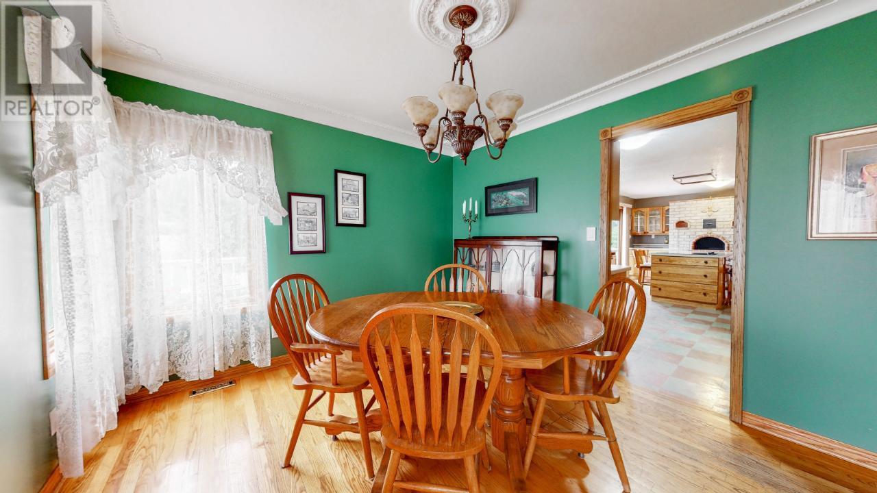 202 CARR Crescent