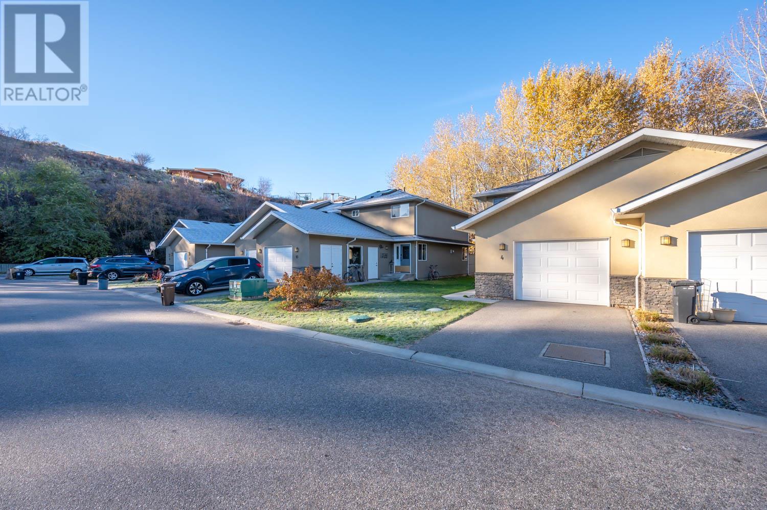 650 ELLIS Avenue Unit# 4, #4