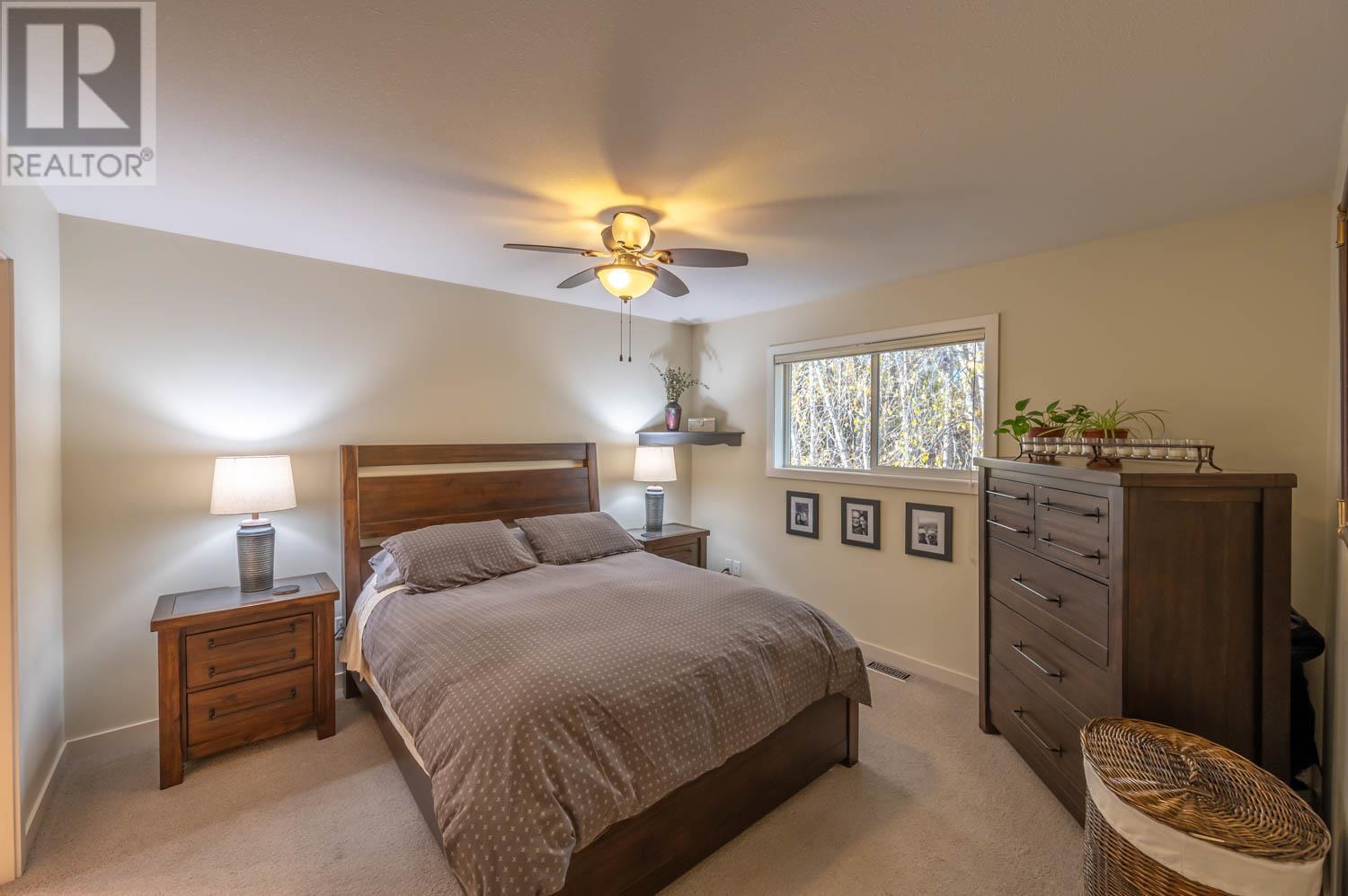 650 ELLIS Avenue Unit# 4, #4