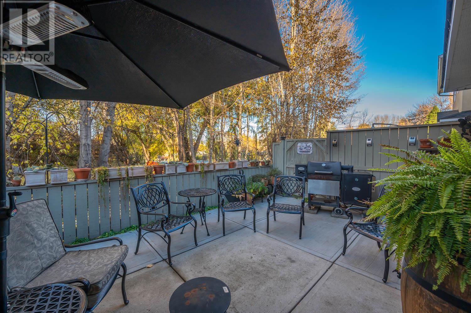 650 ELLIS Avenue Unit# 4, #4