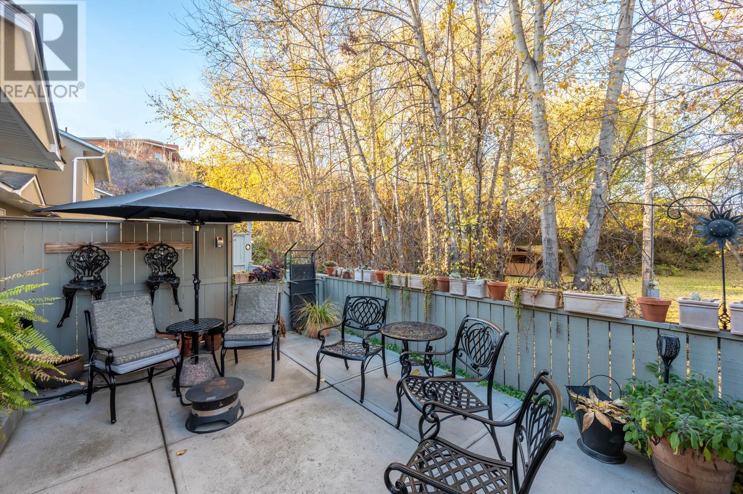 650 ELLIS Avenue Unit# 4, #4