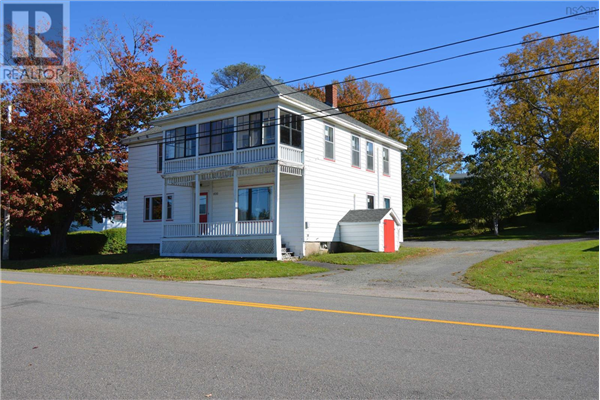 606 Highway 1, Smiths Cove