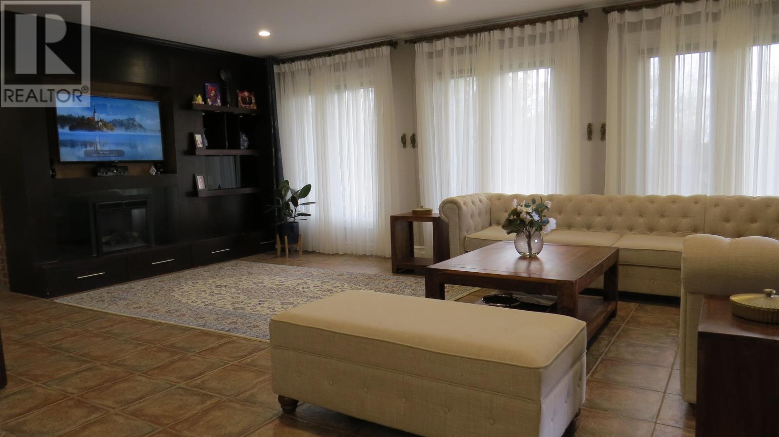 Listing 202224246 - Large Photo # 12