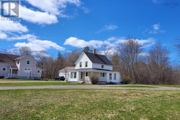 421 Main Street, Middleton