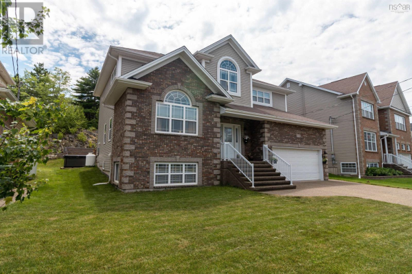 306 Southgate Drive, Bedford