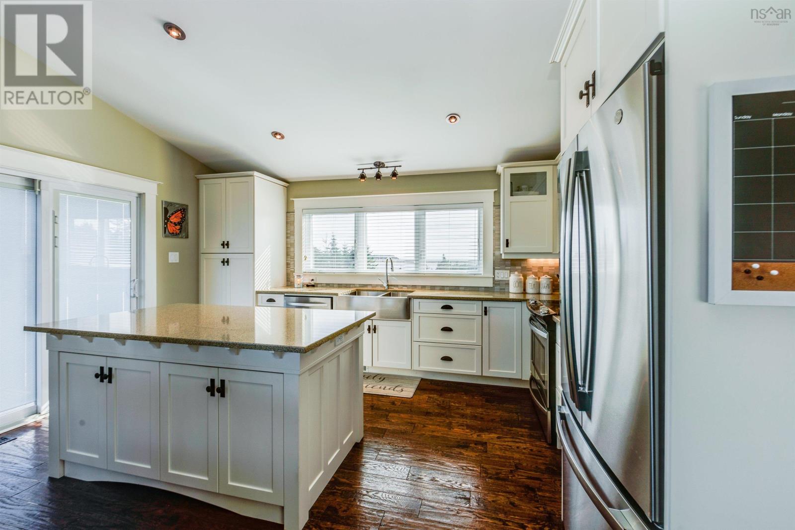 Listing 202301340 - Large Photo # 10