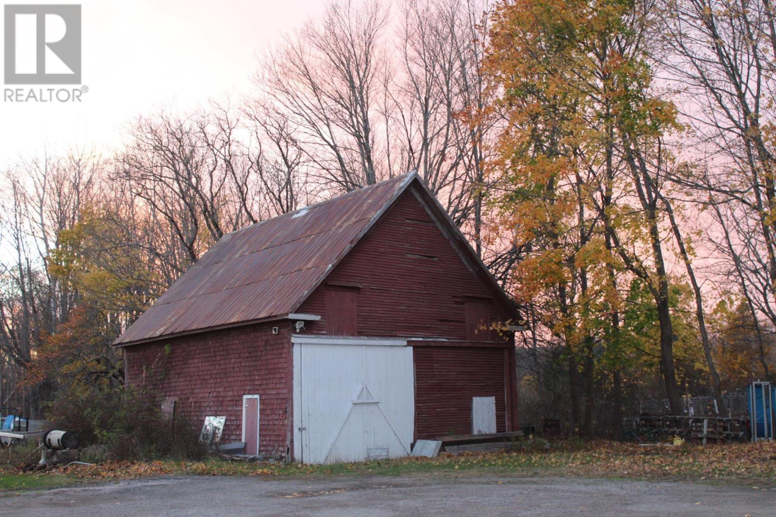 Listing 202302058 - Large Photo # 3