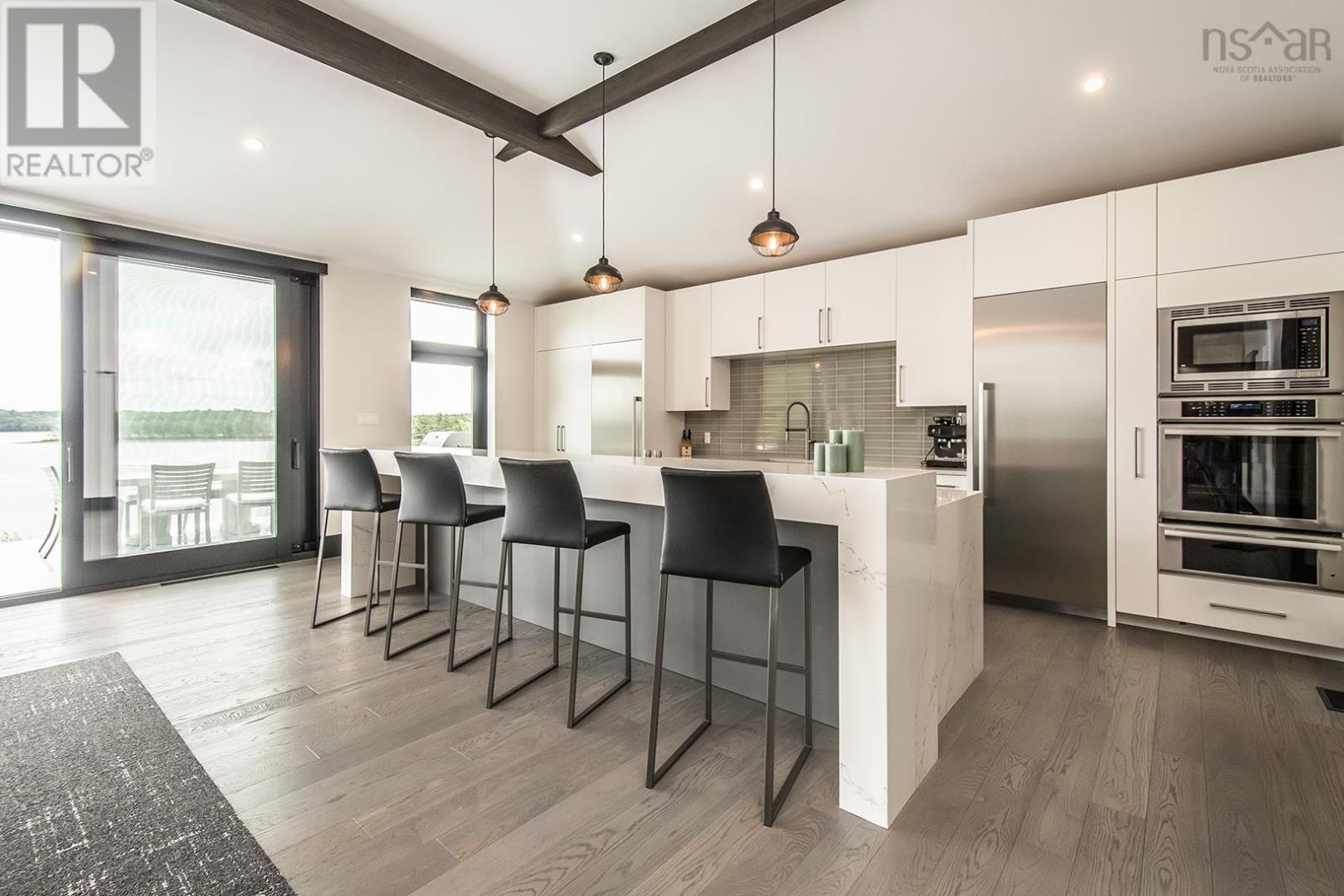40 Grand Lake Point
