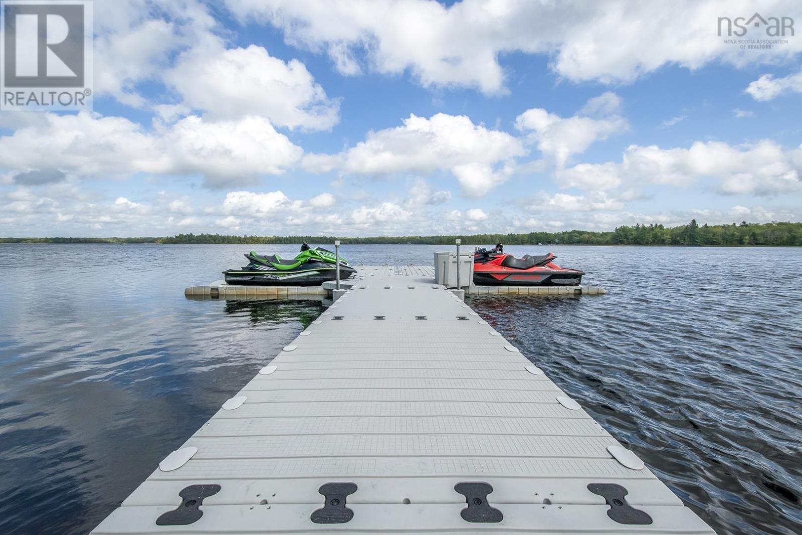 40 Grand Lake Point