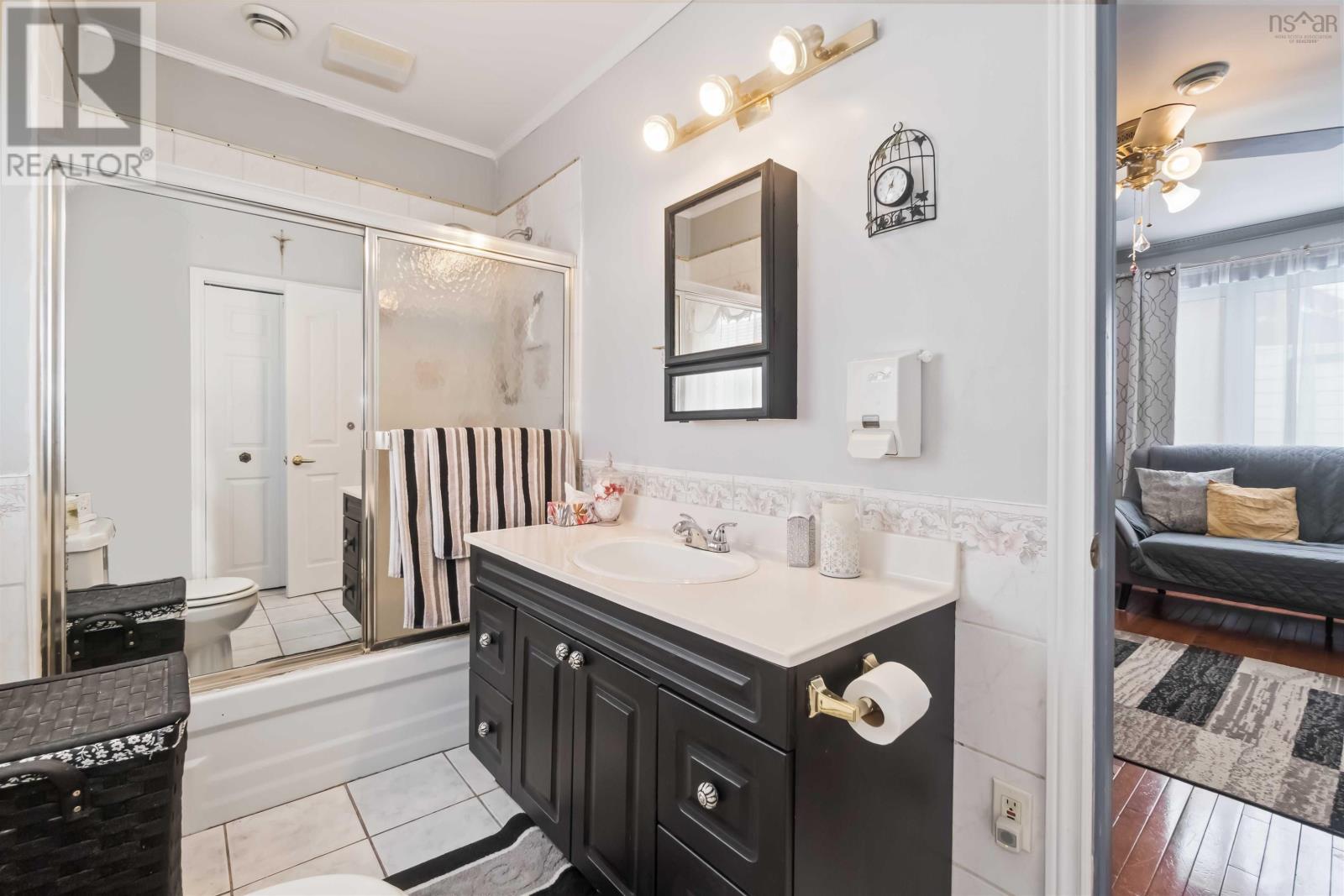 Listing 202302389 - Large Photo # 17