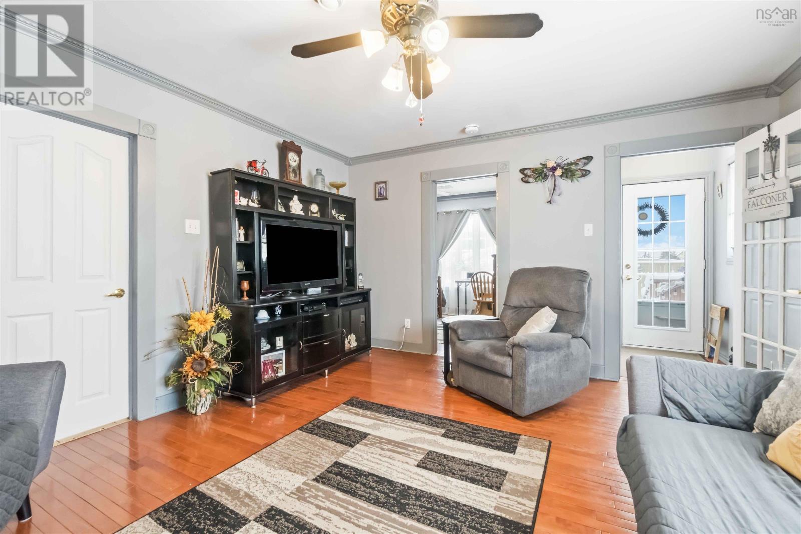 Listing 202302389 - Large Photo # 11