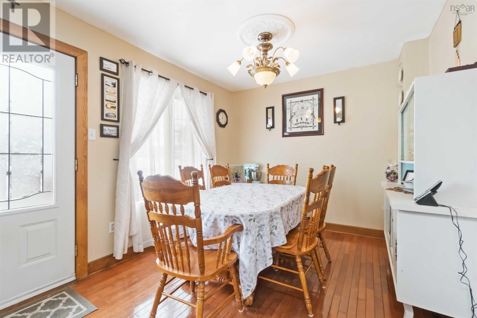 Listing 202302390 - Large Photo # 5