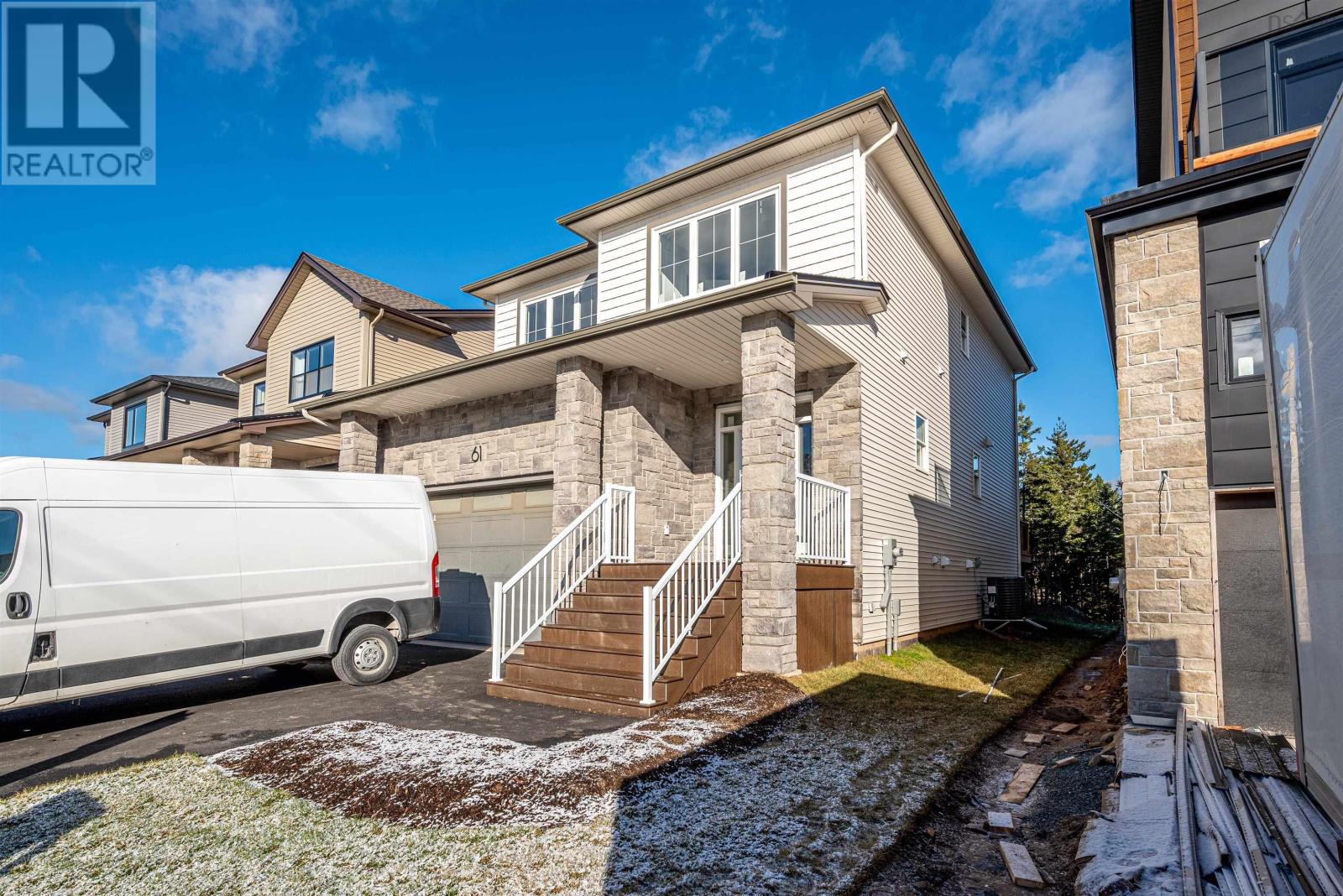 LOT PUN16 61 Puncheon Way, #16