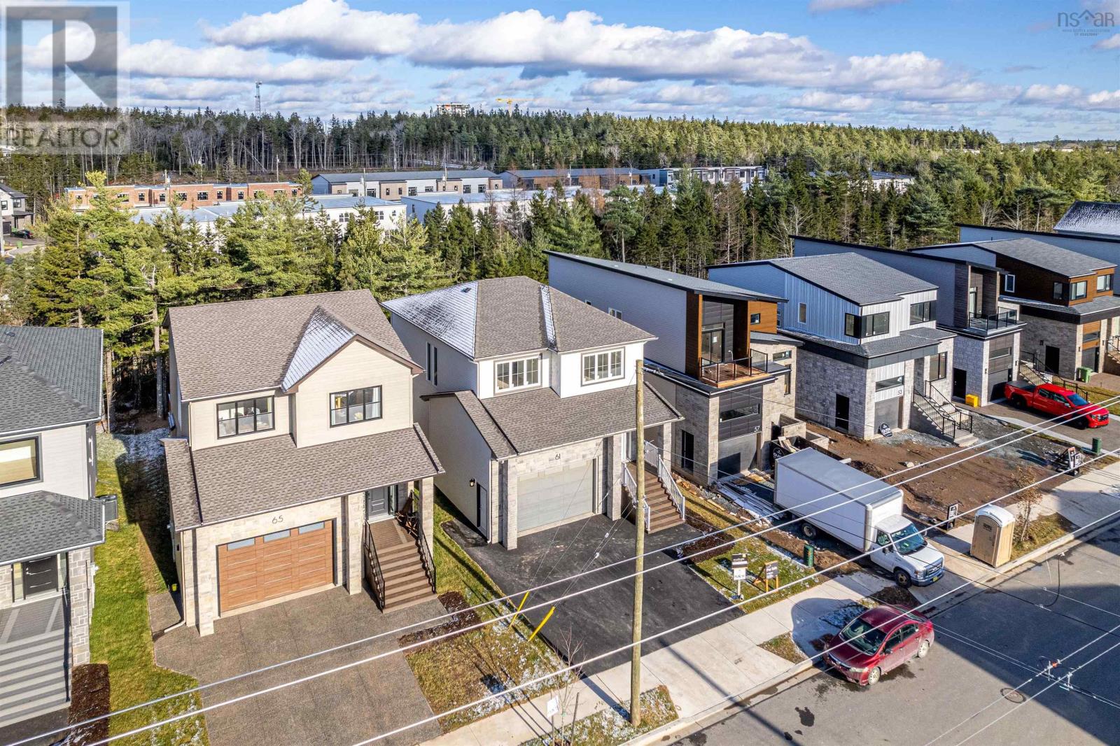 LOT PUN16 61 Puncheon Way, #16