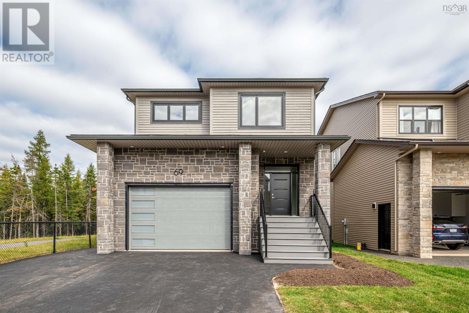 PUN14 69 Puncheon Way, #14