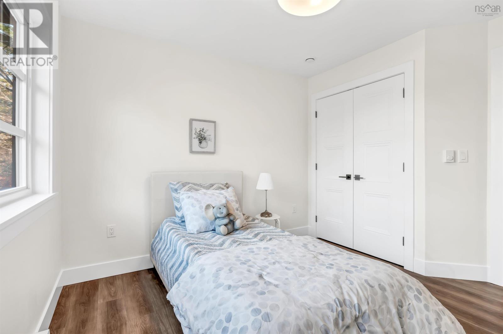 Lot 401 225 Everwood Avenue