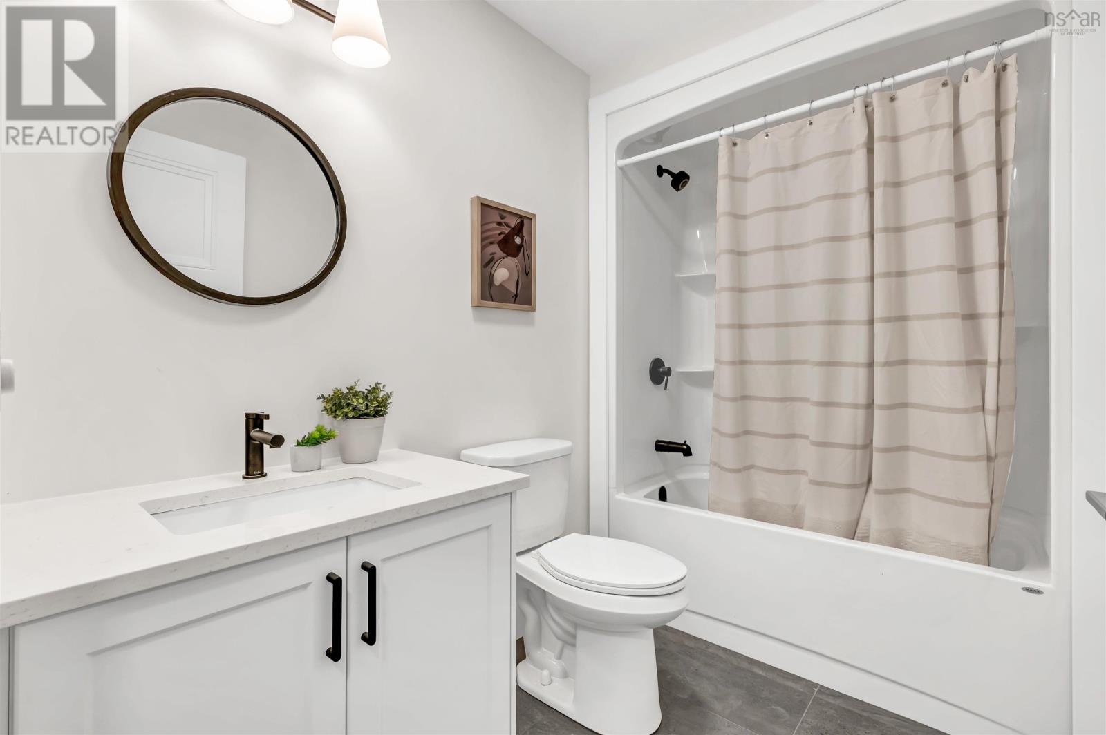 Lot 401 225 Everwood Avenue