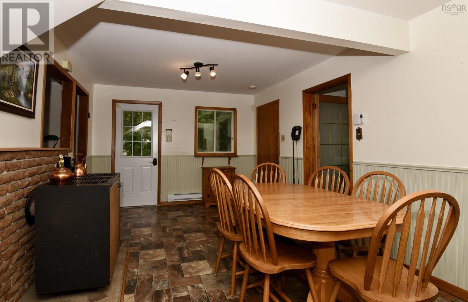 Listing 202304152 - Large Photo # 10