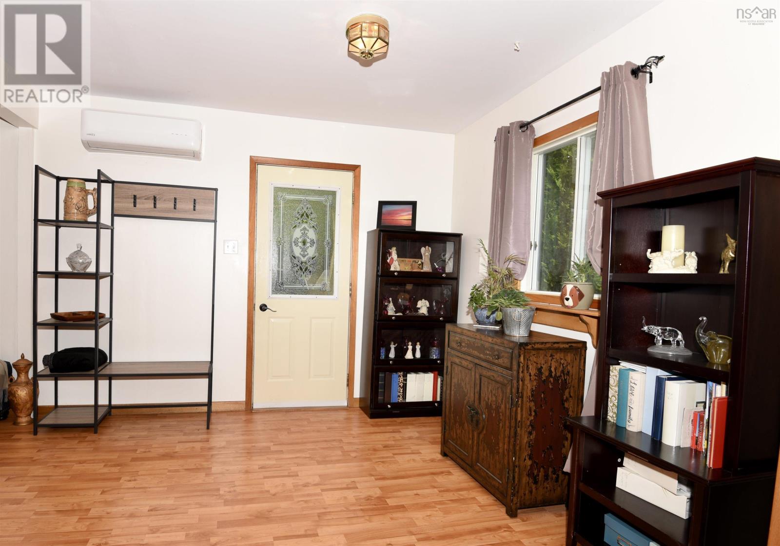 Listing 202304152 - Large Photo # 13