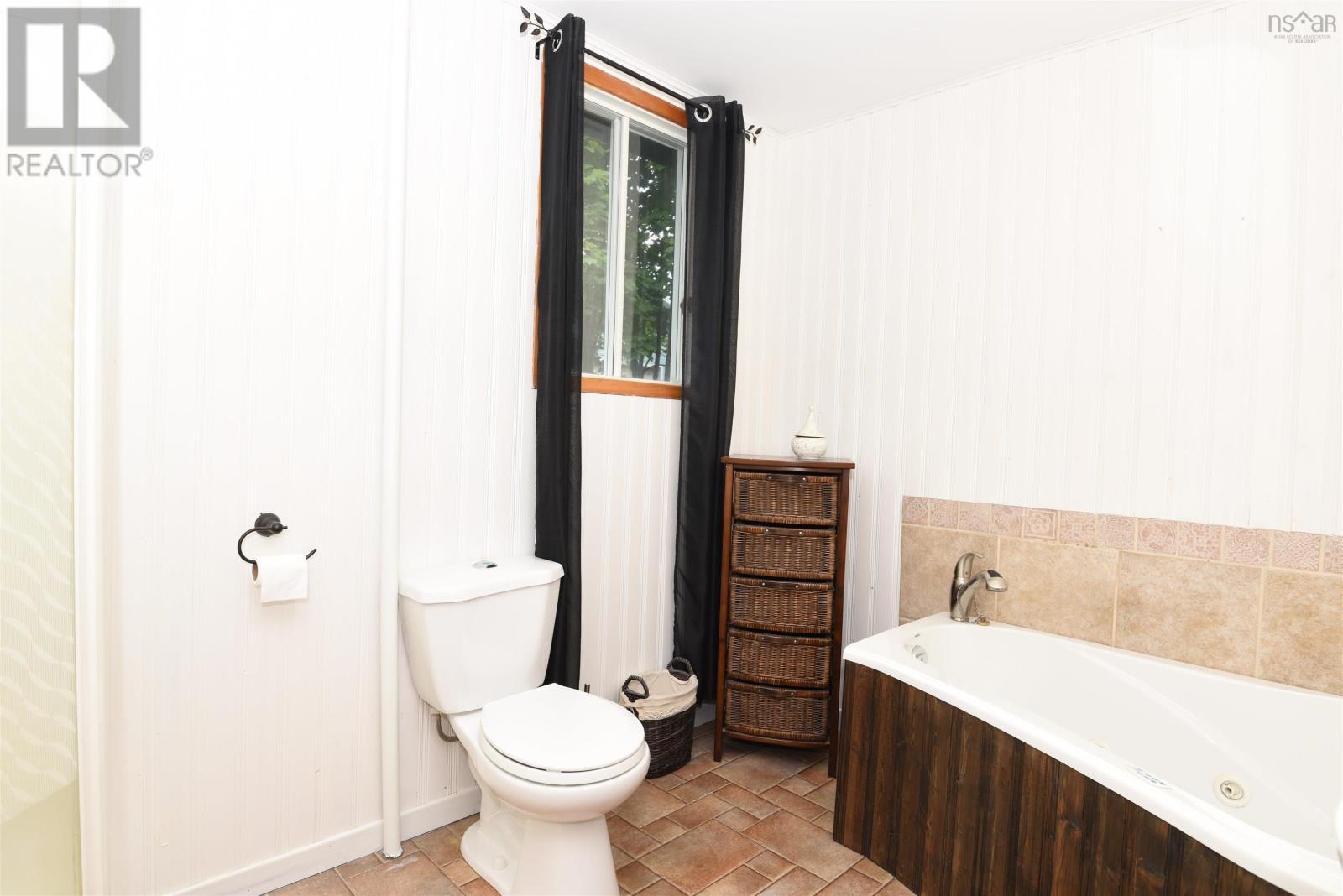 Listing 202304152 - Large Photo # 15