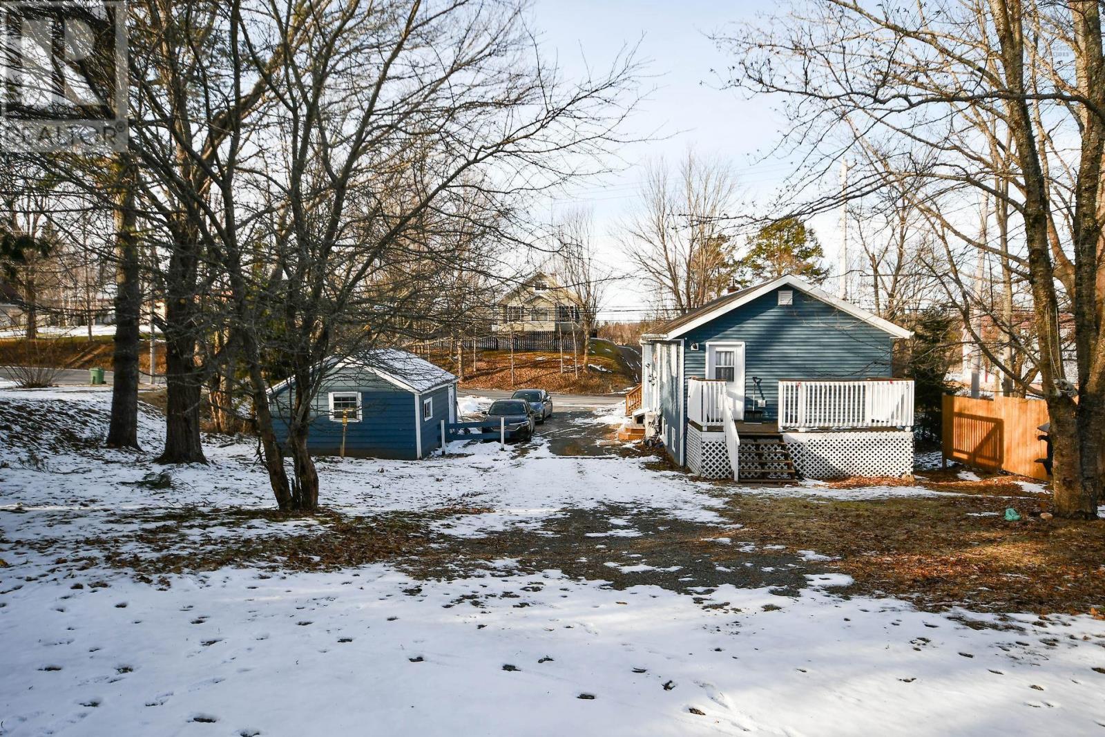 Listing 202304170 - Large Photo # 2