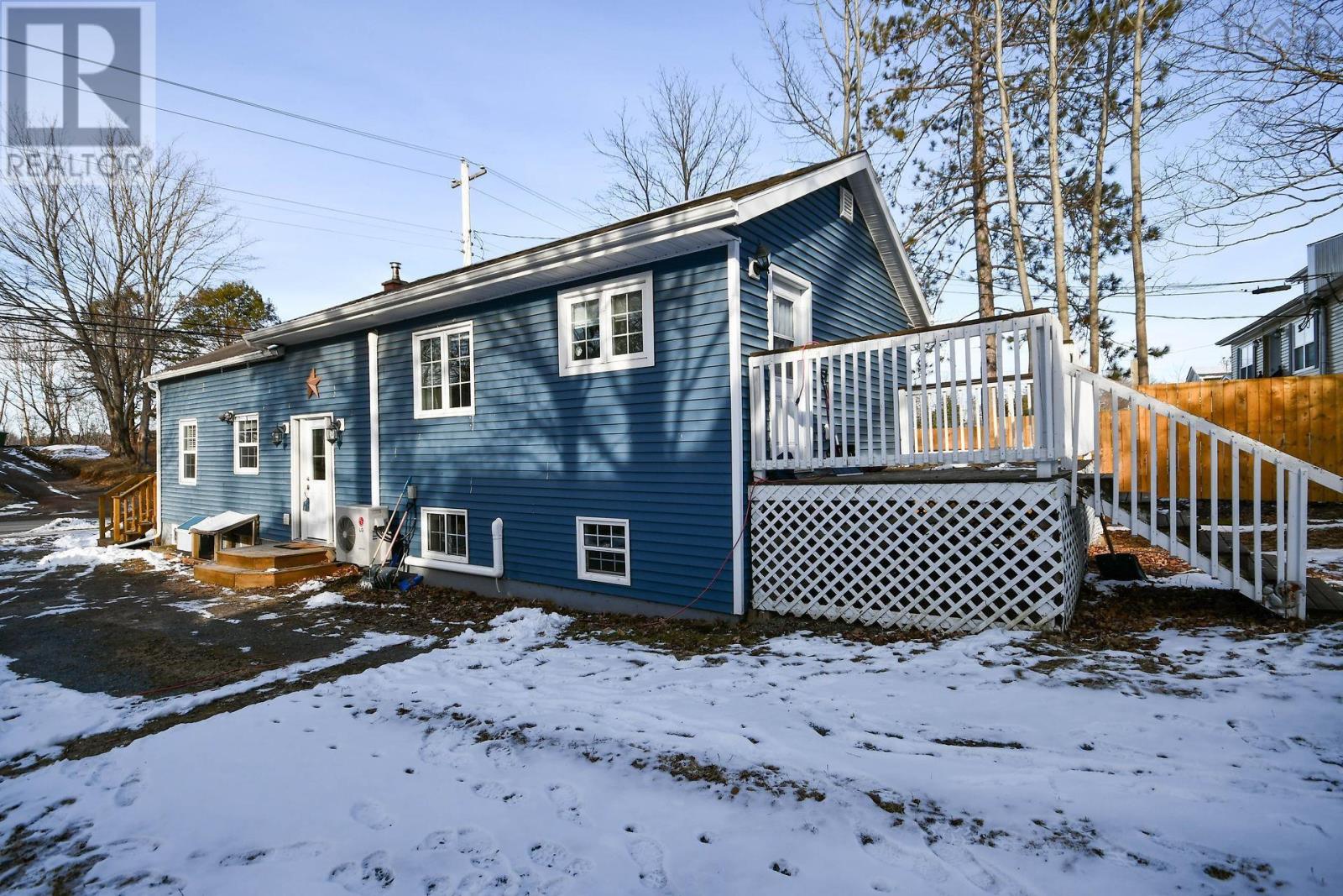 Listing 202304170 - Large Photo # 1