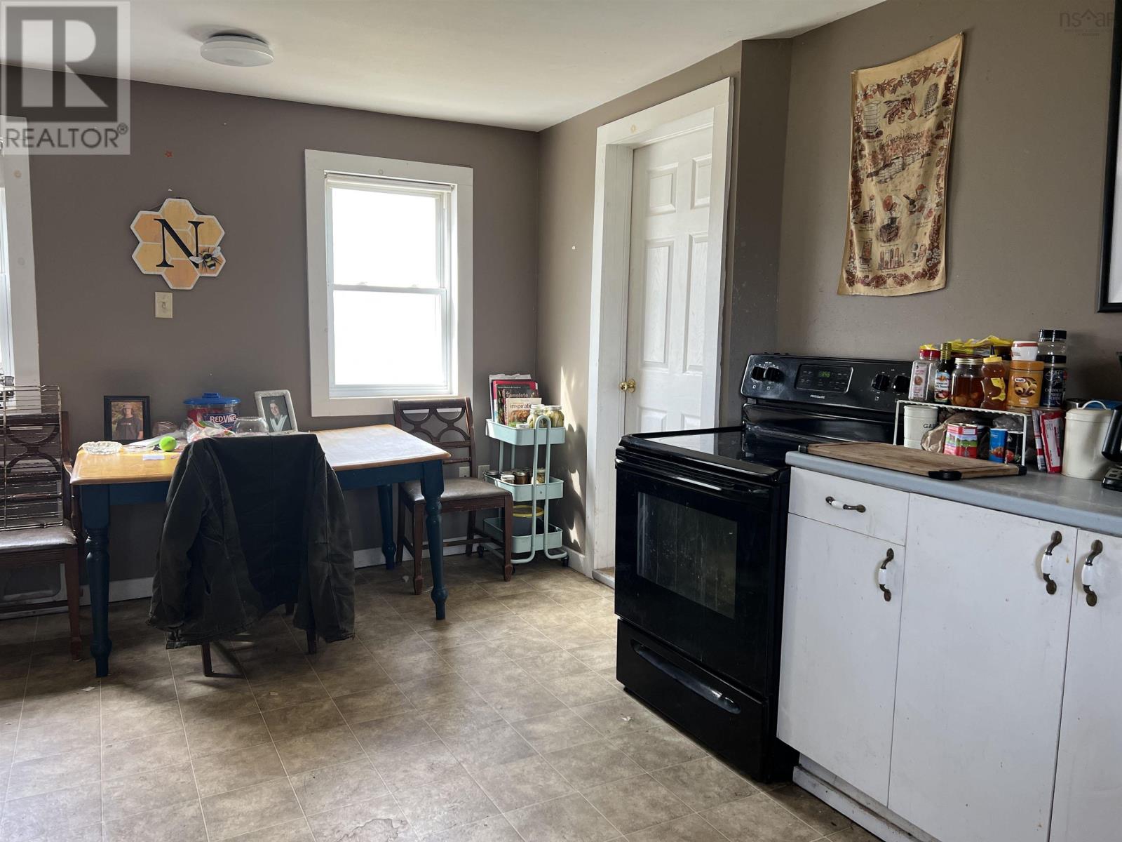 Listing 202307253 - Large Photo # 6