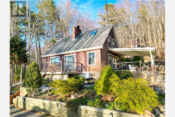 2712 Highway #2 Road, Waverley