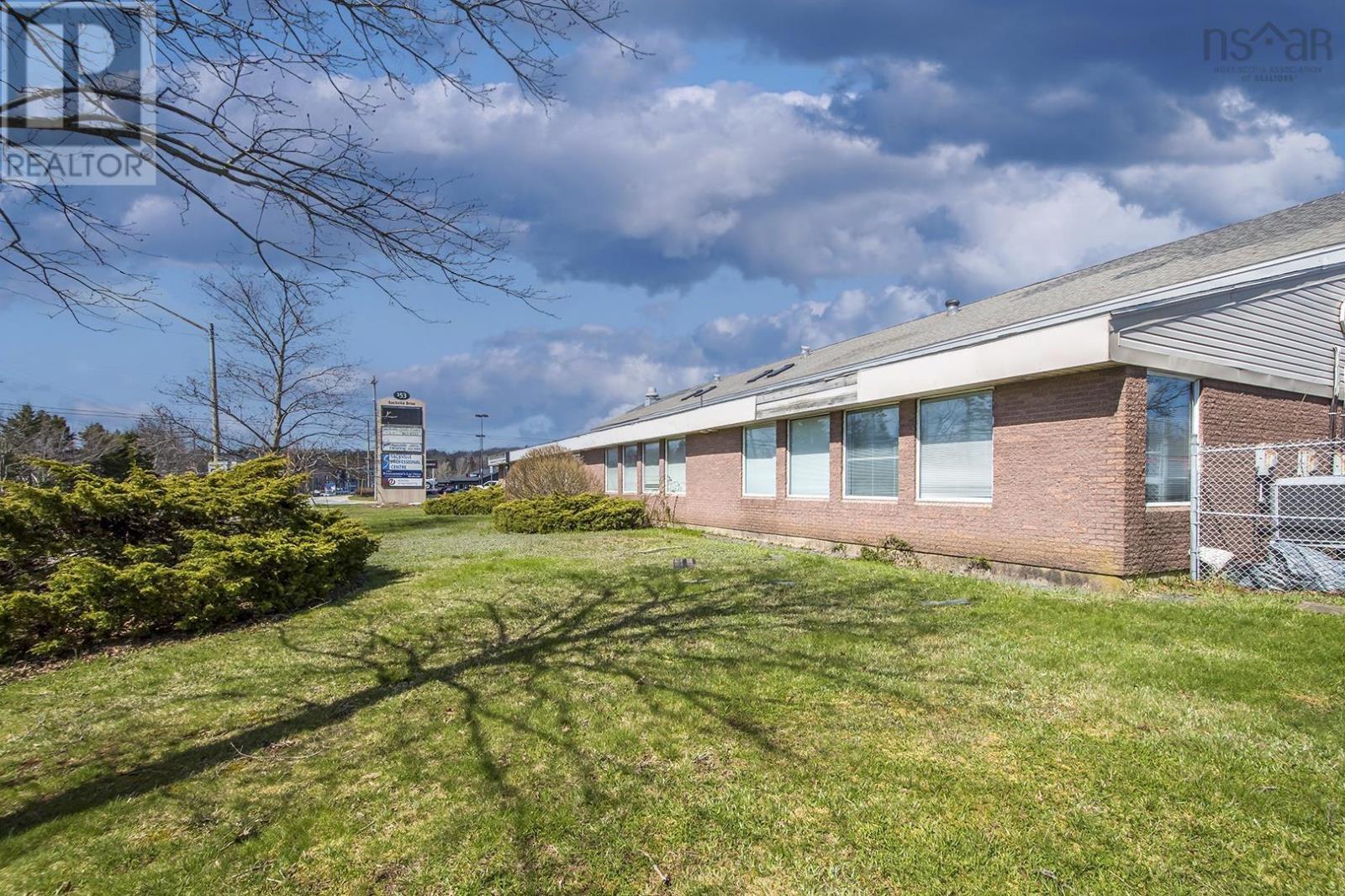 153 Sackville Drive